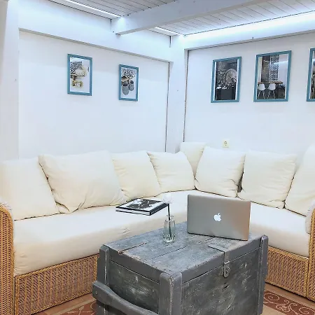 Barcsay Homey 아파트